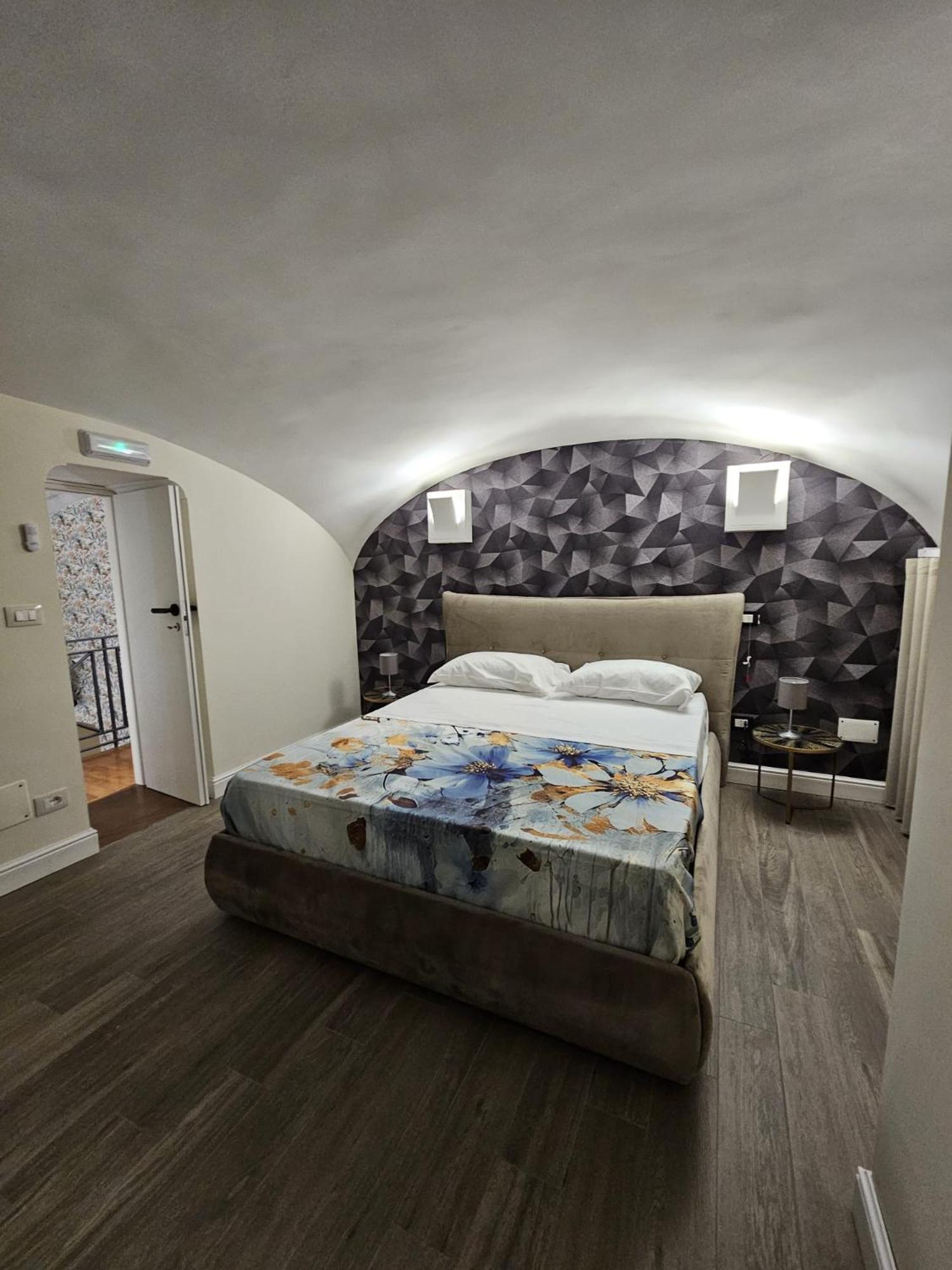 Napoli The Charme Bed & Breakfast Екстериор снимка
